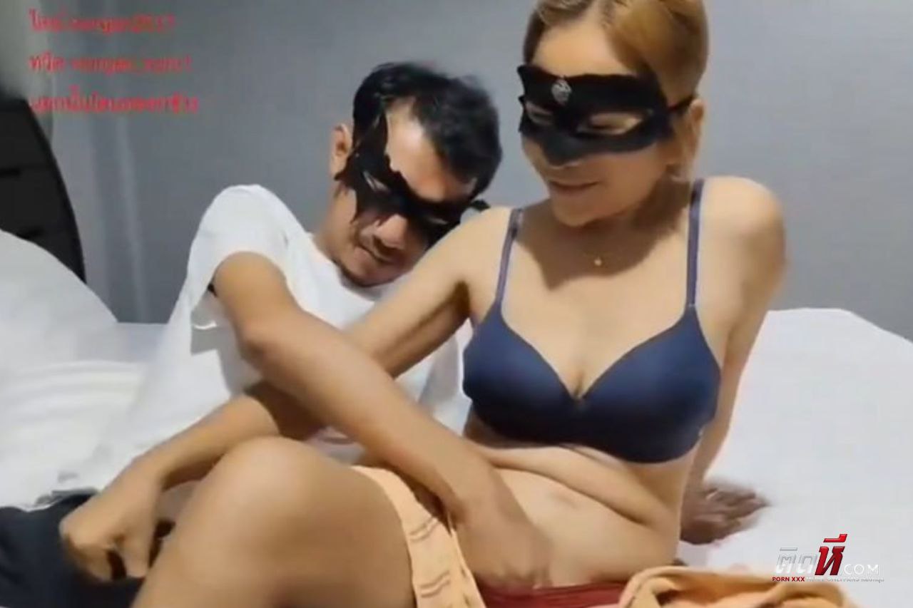 คลิปโป๊สาวใหญ่ นัดเย็ด เจ้เงี่ยนอยากโดนซอยหี นมใหญ่หุ่นกำลังแน่นๆน่าโดน เจ้โดนกระหน่ำอย่างจุกใจ เย็ดไม่ยั้งเจอสาวใหญ่ที่เจ้เด็ดๆแบบนี้